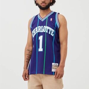 Muggsy Bogues Charlotte
Hornets 1994/95 Hardwood Classics
Swingman Player Jersey
